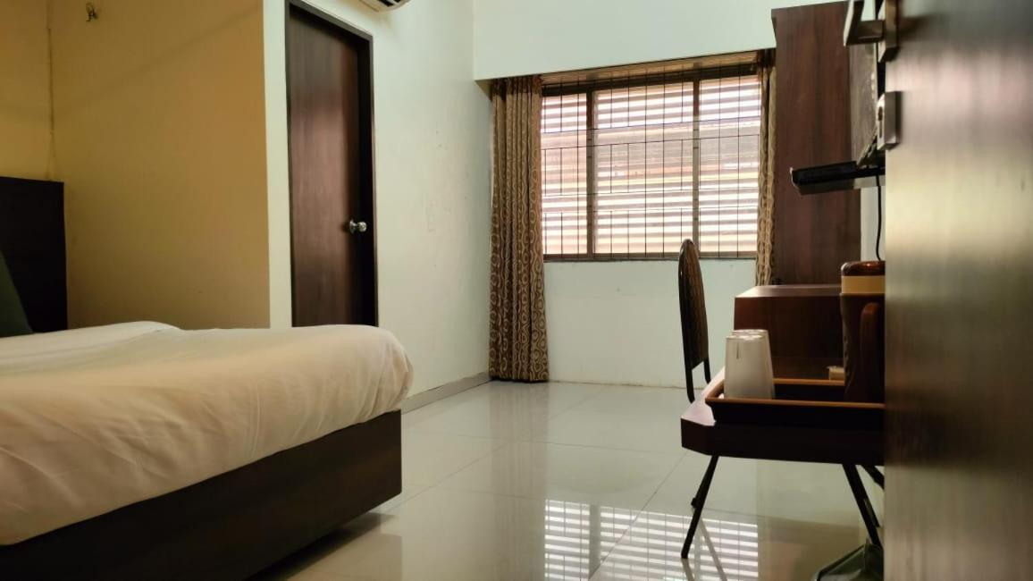 Hotel Sai Nidhi Executive-Mindspace Airoli Navi Mumbai Ngoại thất bức ảnh